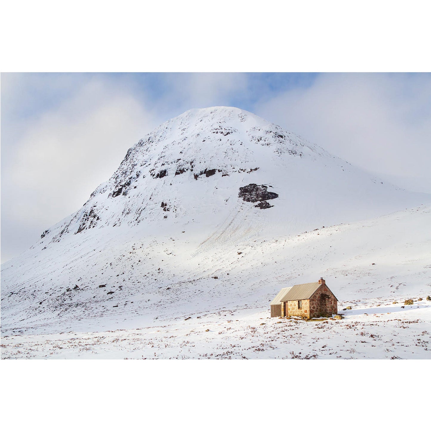 Corrour Bothy and The Devils Point | Photograph