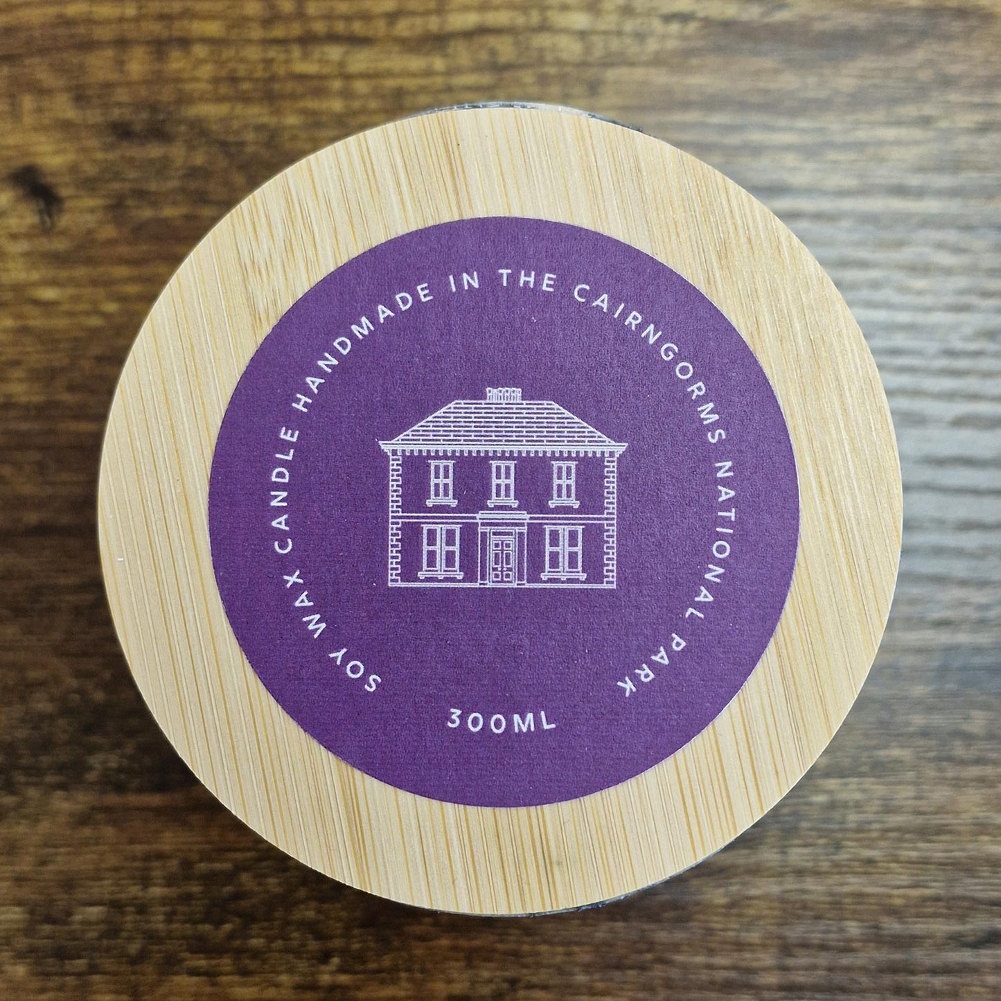 Handmade Ceramic Pot with Scented Candle | Lavendar & Patchouli